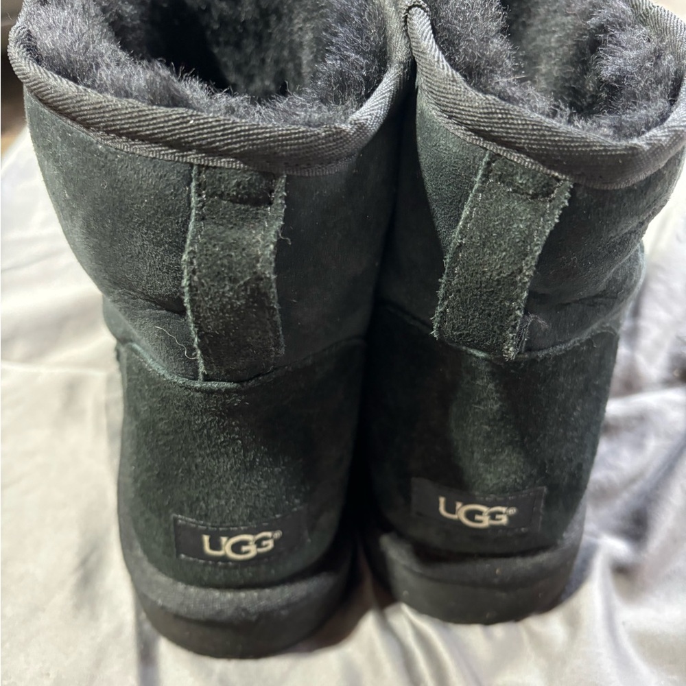 Ugg classic short boot